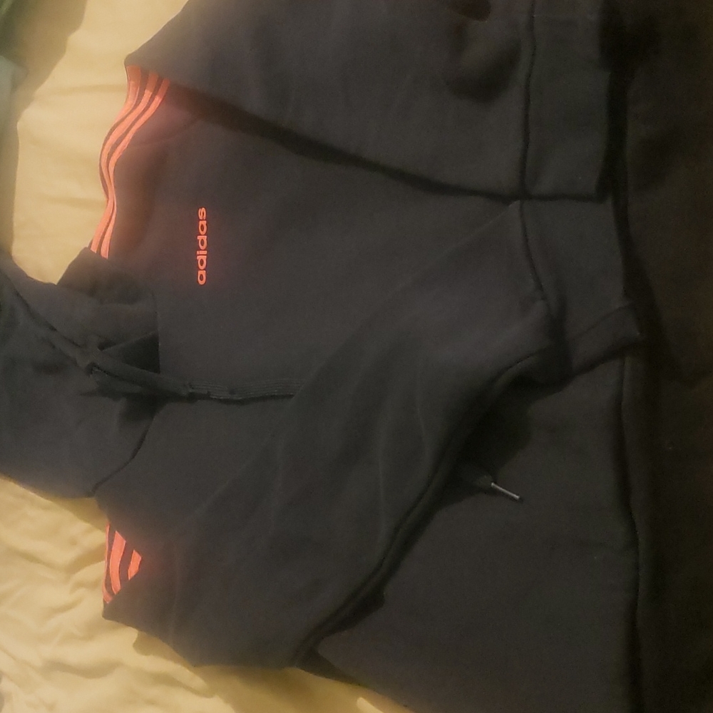 Unisex addidas sweatshirt